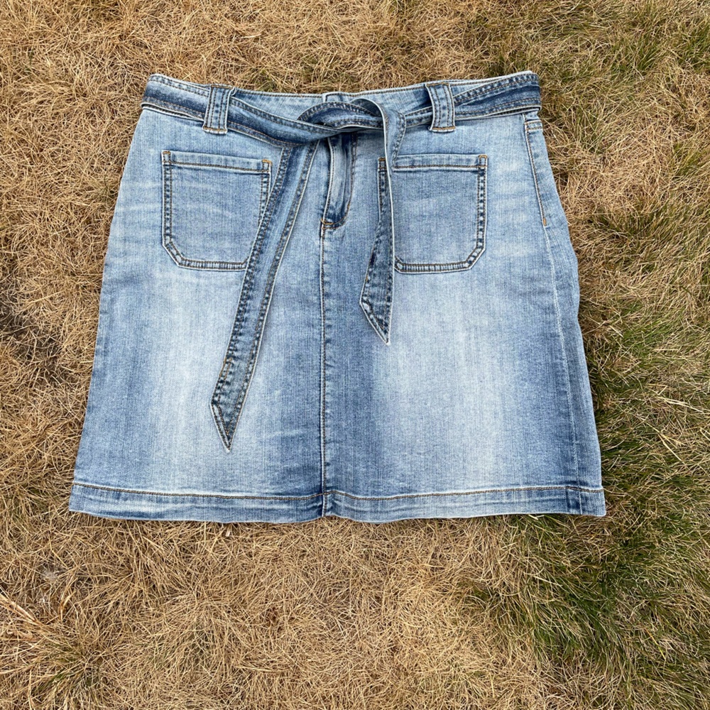 Caslon Light Blue Denim Mini Skirt with Belt
